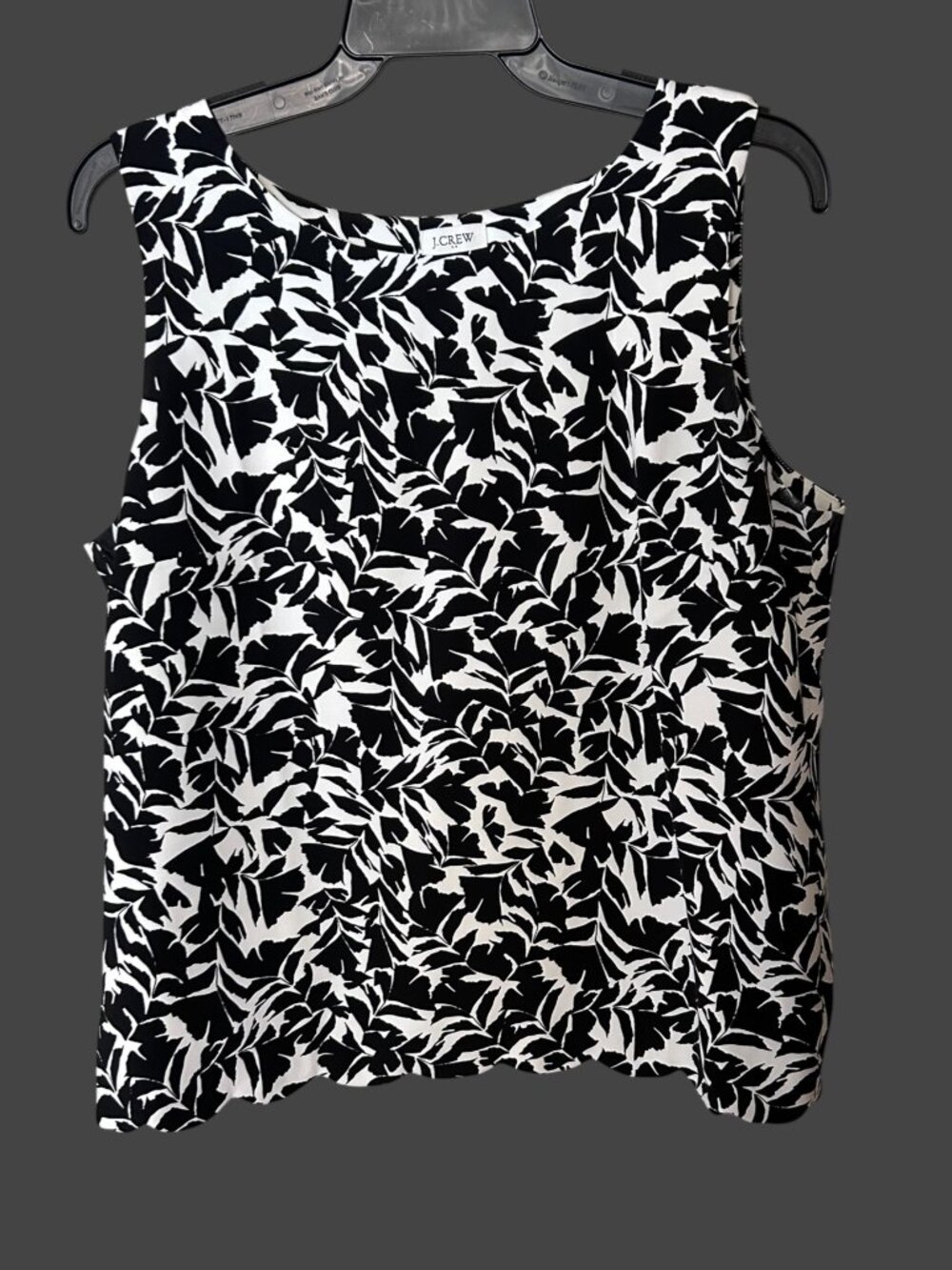 J.Crew Black White Leaf Print Scalloped Hem Sleeveless Shell Top M